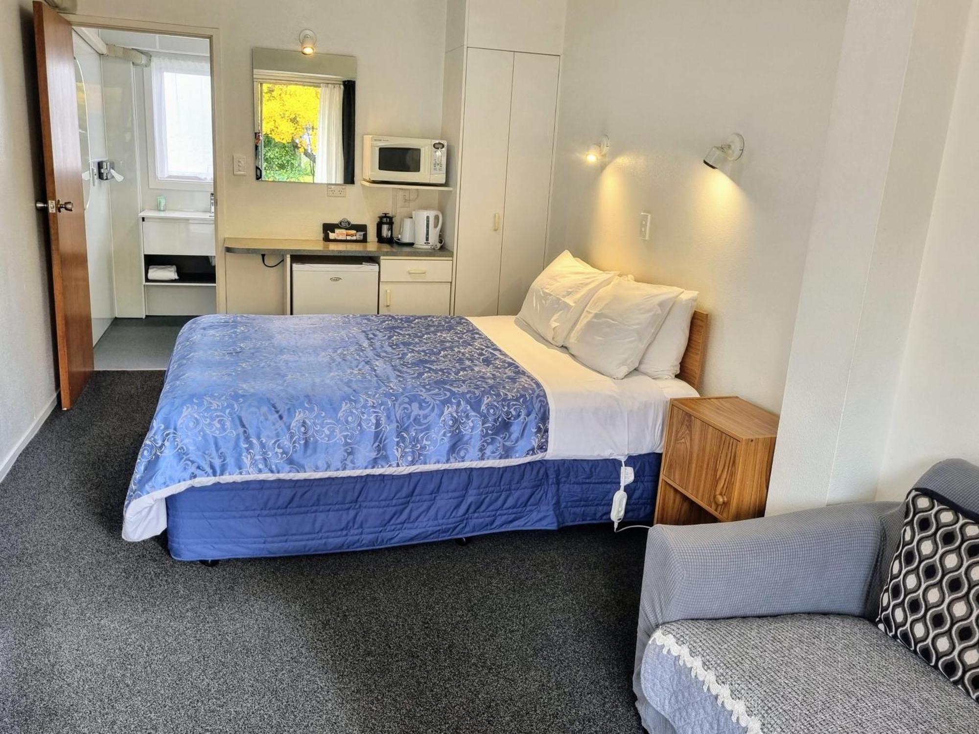 Cambrian Lodge Motel Кембридж Экстерьер фото